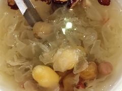 六宝糖水-西环肥仔螺蛳粉(总店)
