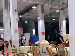 大堂-标记美食新鲜猪杂(兴南大道店)
