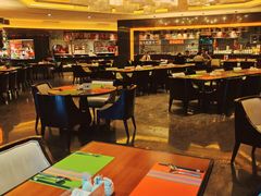 -岷山饭店-芝芝自助餐厅