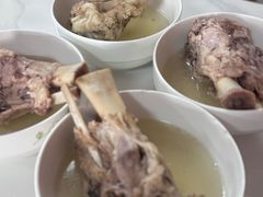 -周震馄饨
