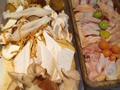 -野·大山里野生菌石锅土鸡(益田假日店)