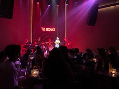 -TZ House音乐现场(来福士中心店)