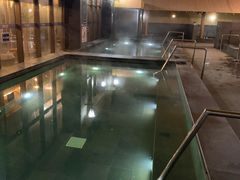 -嘉佑温泉水世界