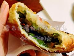 青椒火腿火烧-张吉祥花椒肉火烧(老潍县美食城店)