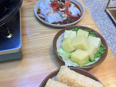 -黔二妞地摊火锅(龙华清湖店)