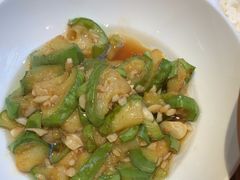 -阿瓦山寨·湘菜现炒·剁椒鱼头王(咸阳总店)