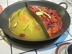-巴卤社老火锅(财富店)