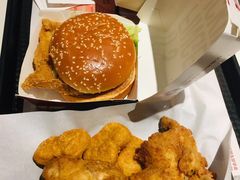 -肯德基(中纬店)