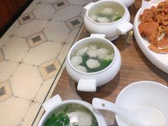 鲜嫩黄花鱼丸汤-将相和·海鲜蒸饺大连菜