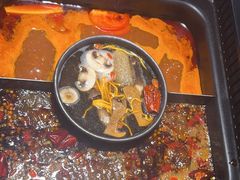 -老牌坊云南鱼豆花火锅(哈西万达店)