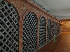 -源石酒庄