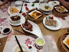 红烧乳鸽-赏点粤式点心(广州塔店)