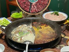 -周小明火锅(黑金冠社区店)