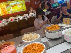-龍歌自助小火锅(雨花台江南虹悦城店)