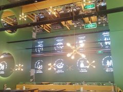 大堂-一席地·本地鸡窝·杭帮鸡火锅(萧山银隆百货店)
