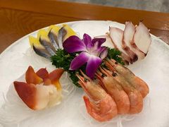 -青瓦餐厅·生鱼片·韩园烤肉(西塔店)