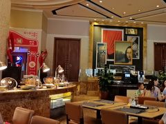 -怡聚轩全日制自助餐厅(大中华喜来登酒店)