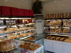 面包甜点陈列柜-金凤成祥(西罗园店)