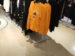 -BIGOFFS 超级折扣(仁恒伊势丹店)