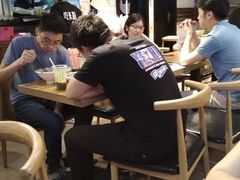 -鑫花溪牛肉米粉(人民广场店)