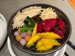 五彩冰粉-云海肴·汽锅鸡·云南菜(高德置地店)