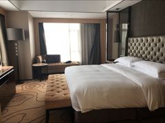 -中山利和希尔顿酒店