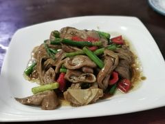 蒜苗炒大肠-胖子饭店(兴学弄店)