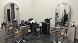 -Hair Co.一间沙龙