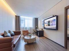 -广州番禺万博CBD汉溪长隆亚朵X酒店