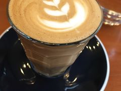 -Be Lived Cafe比例咖啡(摩天轮店)