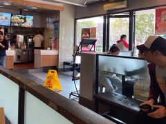 -肯德基(成山路地铁站店)