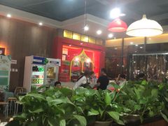大堂-槐店王婆大虾(长江道店)