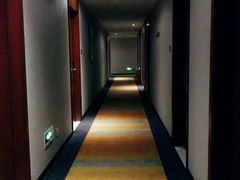 -和颐酒店(广州琶洲会展中心广州塔赤岗地铁站店)