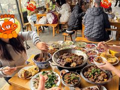 -大众跷脚牛肉馆·非遗传承单位(峨眉山店)