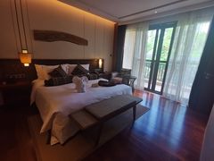 -西双版纳融创皇冠假日度假酒店