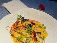 -弦月窗LUNETTE BY AMANDA(复兴路店)