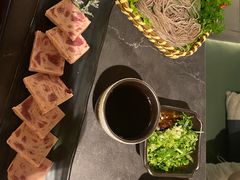 -湊湊火锅·茶憩(杭州湖滨银泰in77店)