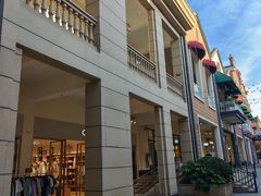 -王府井奥莱临潼小镇(临潼店)