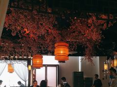 -荷塘秋月·本帮江浙菜(国权路店)