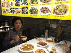 -华光驿站私房菜·黑金冠