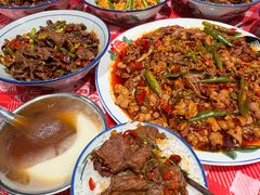 -荆九爷爆炒桥头三嫩(云南北路店)
