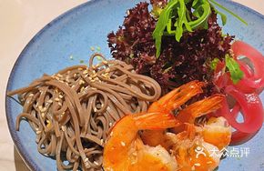Quinoa Shrimp Buckwheat Noodles