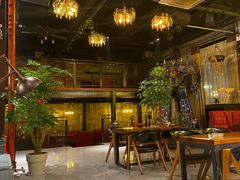 大堂-谁的咖啡·简餐(甪直店)