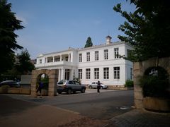 -南京双门楼宾馆(盐仓桥地铁站阅江楼店)