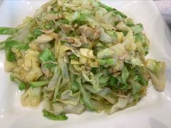 包菜炒虾米-新南华大酒店(长寿店)