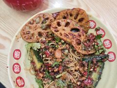 -周真真南昌粉面(实验学校店)