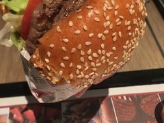-The Habit Burger Grill 哈比特汉堡(复兴soho店)