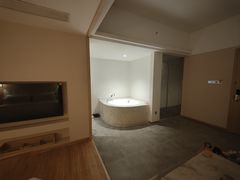 -曼谷一号酒店(深圳龙华大浪商业中心店)