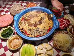 -王歘歘·chuǎ火锅(五道营店)