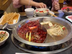 -沸炉重庆老火锅(军事博物馆店)